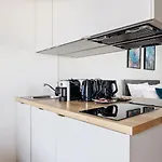 Bob W Centre - Avangard Apartment Tallinn
