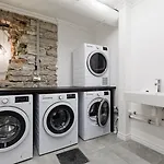 Bob W Centre - Avangard Apartment *