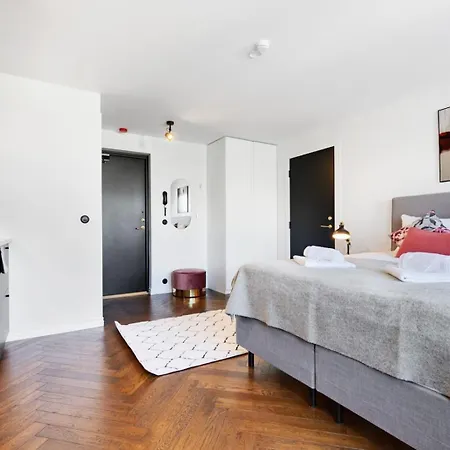 Bob W Centre - Avangard Apartmán Tallinn