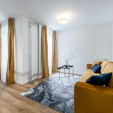 Bob W Avangard Apartment Tallinn