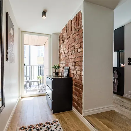 Apartment Bob W Avangard