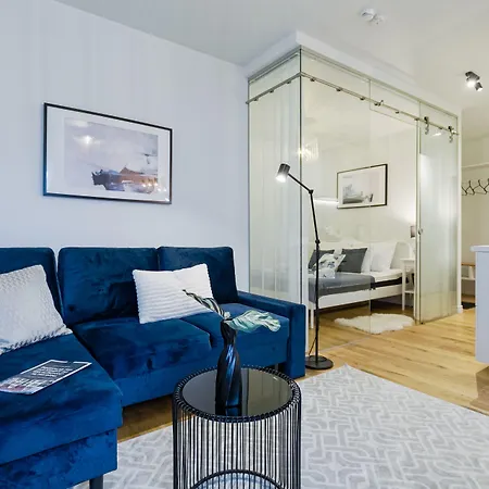 Bob W Centre - Avangard Apartmán