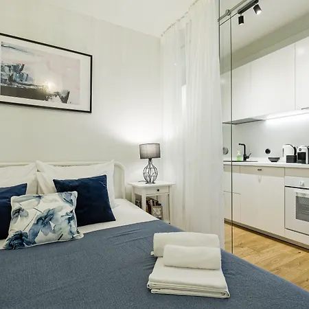 Bob W Centre - Avangard * Tallin