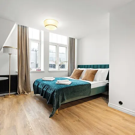 Bob W Centre - Avangard Apartman *