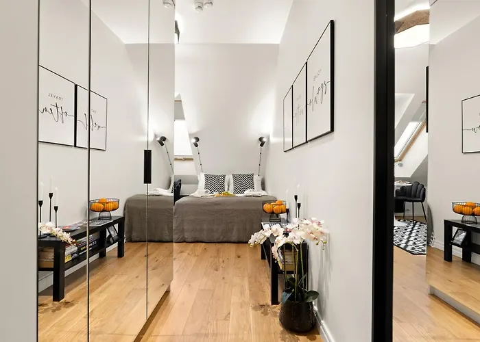 Bob W Centre - Avangard Apartament *