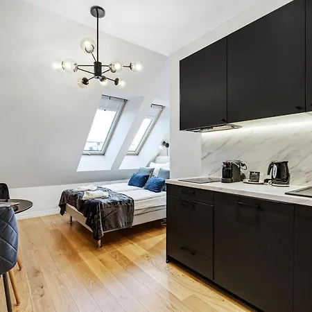 Bob W Centre - Avangard