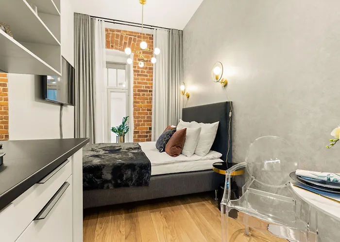 Bob W Centre - Avangard *