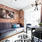 Bob W Centre - Avangard Apartamento *